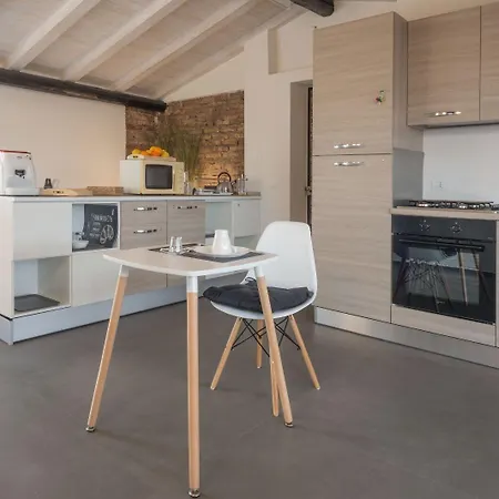 Terrazza Sangiuliano 4* カターニア